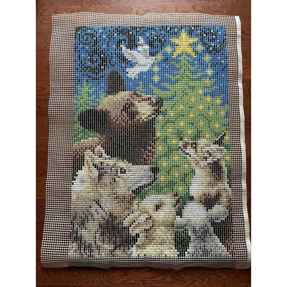 Peaceable Kingdom Christmas Tree Latch Hook Wild Forest Animals 24x34